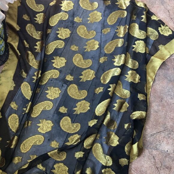 Florence Italy Gold and black silk scarf - Picture 4 of 6